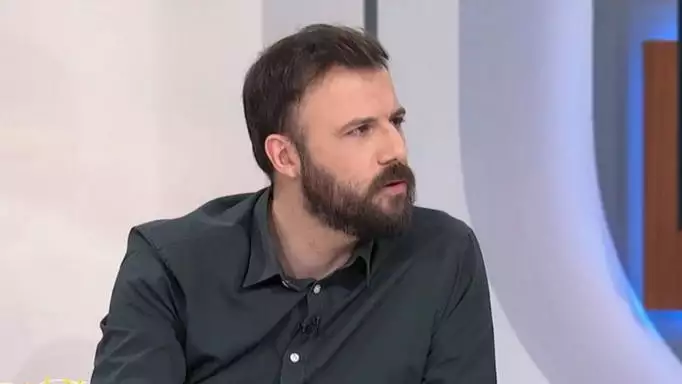 Νίκος Γκέλια: «Πέρασα τα σύνορα μόνος μου 5μιση χρονών σε ένα ταξί»