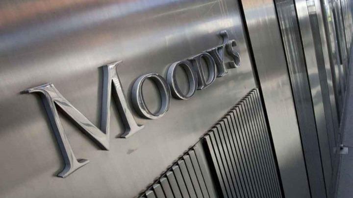 Moody’s: «Η νίκη της Νέας Δημοκρατίας θα διασφαλίσει τη συνέχεια στις δημοσιονομικές και οικονομικές πολιτικές»