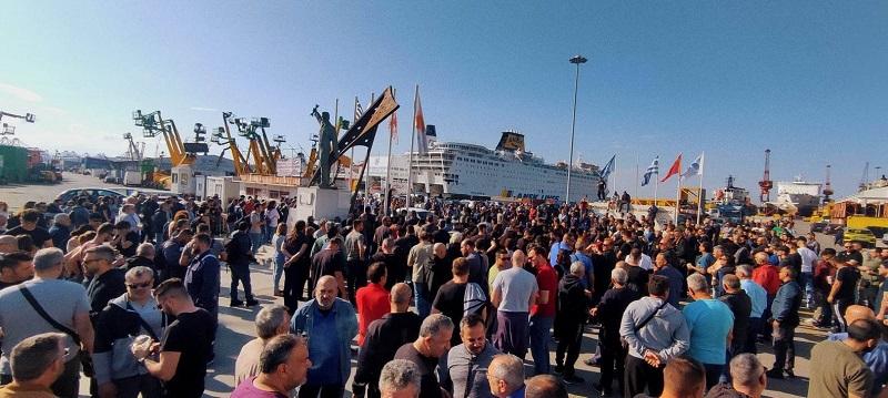 Συγκλονίζουν οι μαθητές για το δυστύχημα στο Πέραμα: «Μπαμπά θα φάμε μαζί το μεσημέρι;»