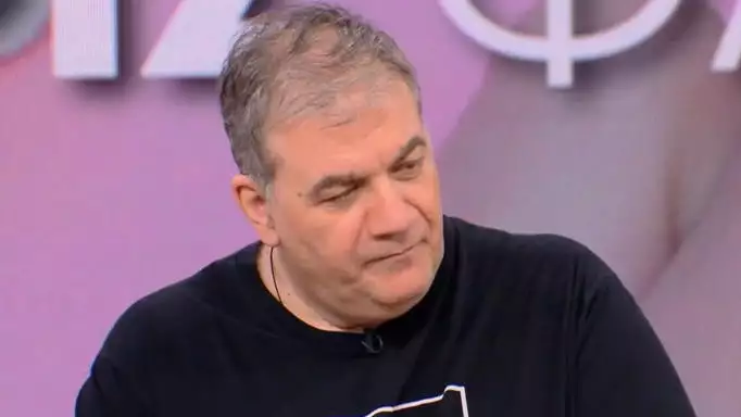Δημήτρης Σταρόβας: «Η γυναίκα μου είναι γυμνάστρια και μου λέει ότι έχω μεγαλώσει κι έχω παχύνει»