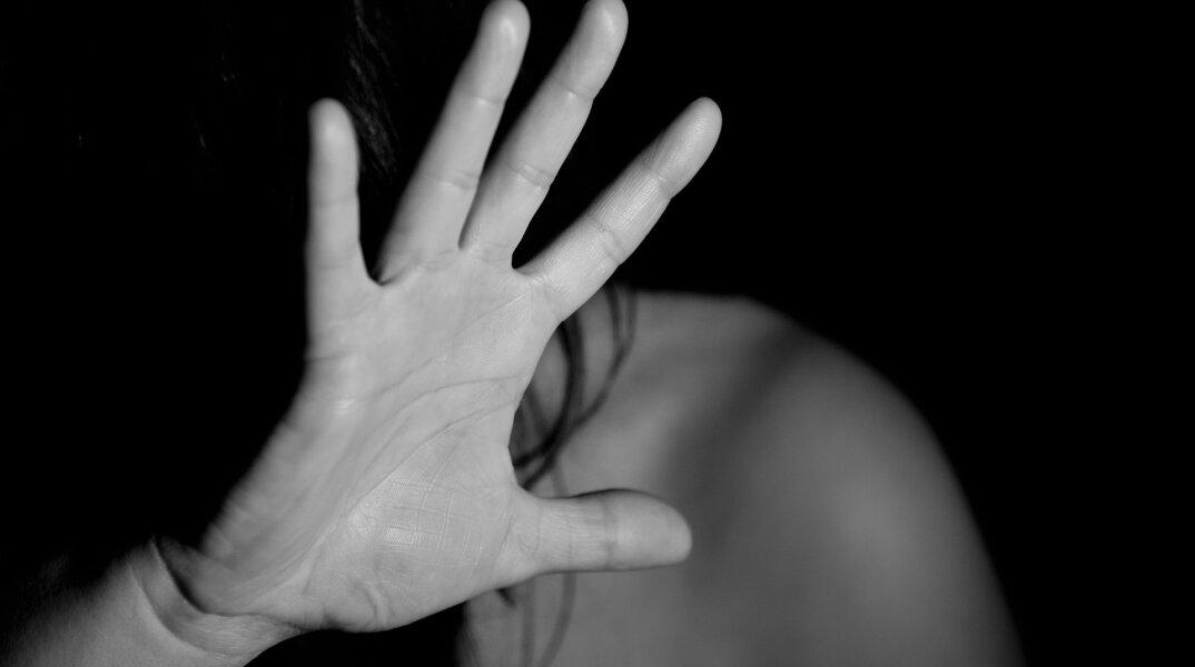 Αττική – Πατήσια: 56χρονος βίαζε το ανήλικο παιδί της συντρόφου του για 7 χρόνια
