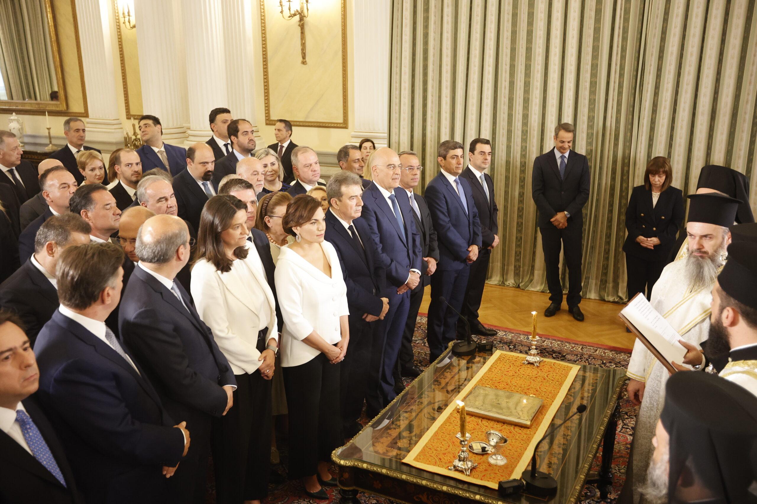 Νέα κυβέρνηση: Τα 23 πρόσωπα που αναλαμβάνουν για πρώτη φορά ως υπουργοί ή υφυπουργοί