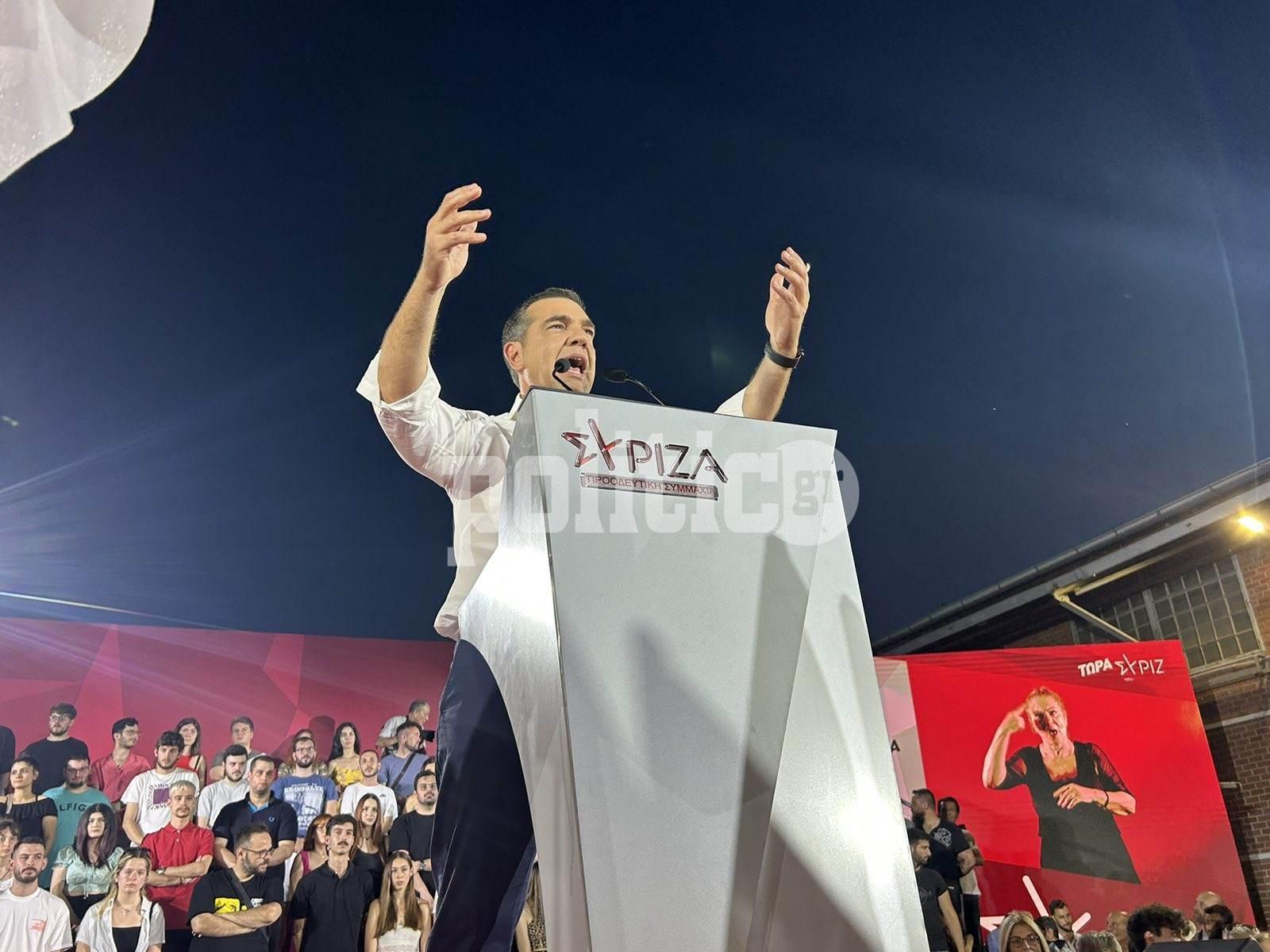 Τσίπρας από Θεσσαλονίκη: «Επιτρέπεται να πέσεις, επιβάλλεται να σηκωθείς – Είμαστε ήδη όρθιοι» (ΦΩΤΟ & ΒΙΝΤΕΟ)