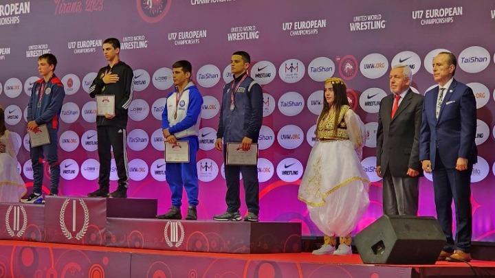 Ευρωπαϊκό Πρωτάθλημα Πάλης: «Χάλκινος» ο Βασίλης Παπαγεωργίου στα Τίρανα