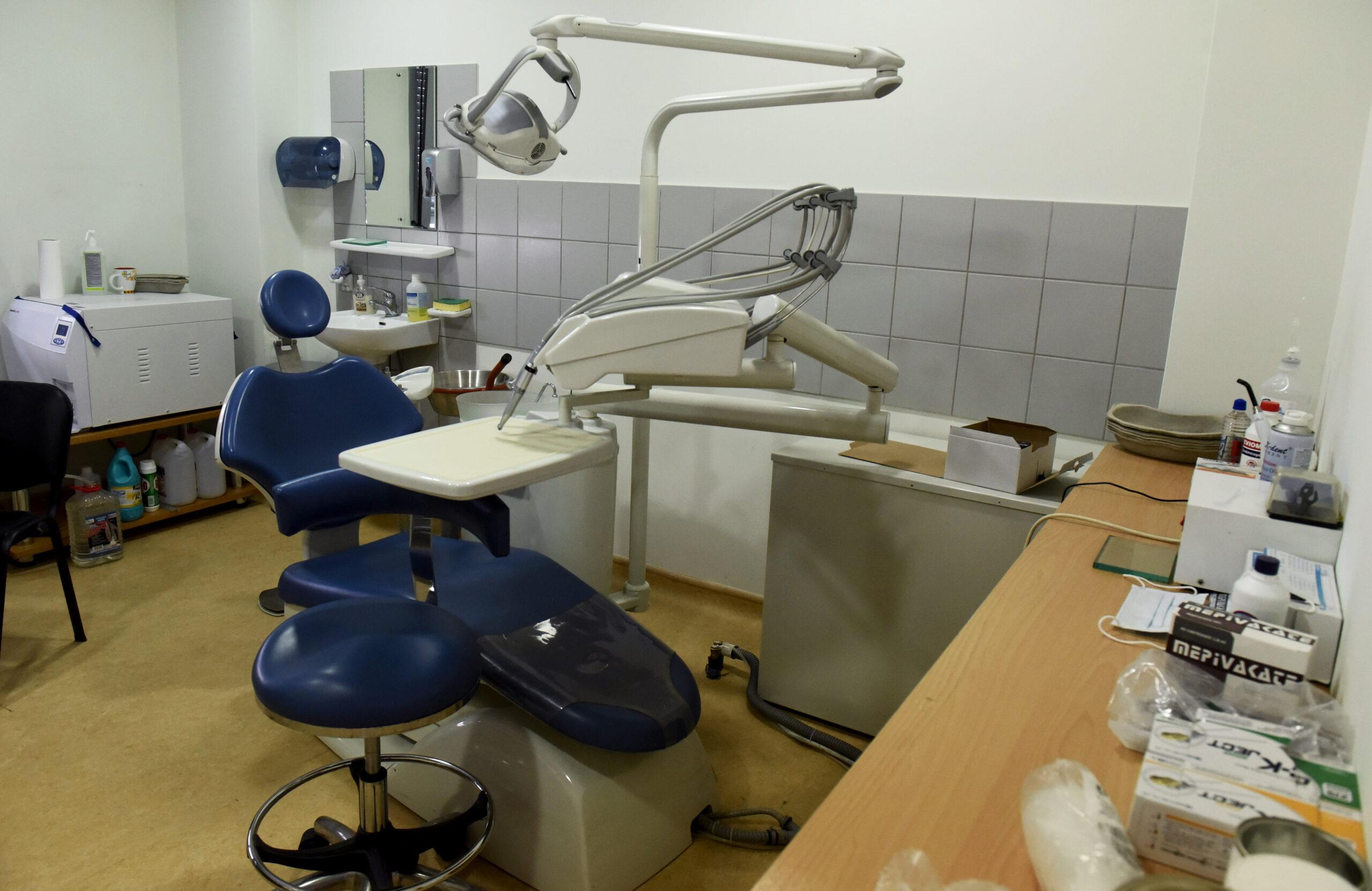Κρήτη: Γυναίκα πήγε στον οδοντίατρο και κατέληξε σε ΜΕΘ σε κρίσιμη κατάσταση
