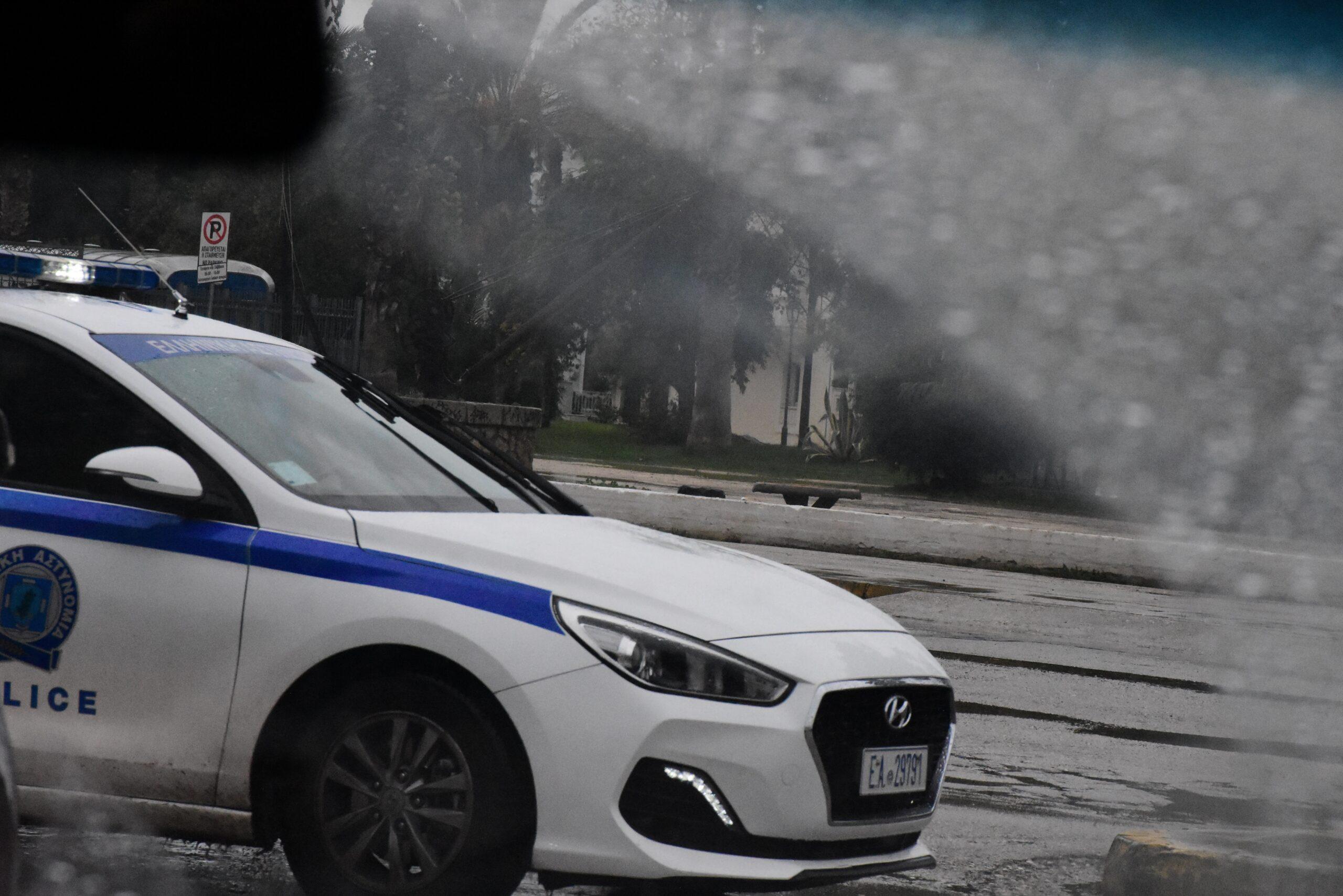 Κρήτη: Βγήκαν μαχαίρια μετά από καβγά στο Ηράκλειο – Οδηγός ταξί κατέληξε στο νοσοκομείο