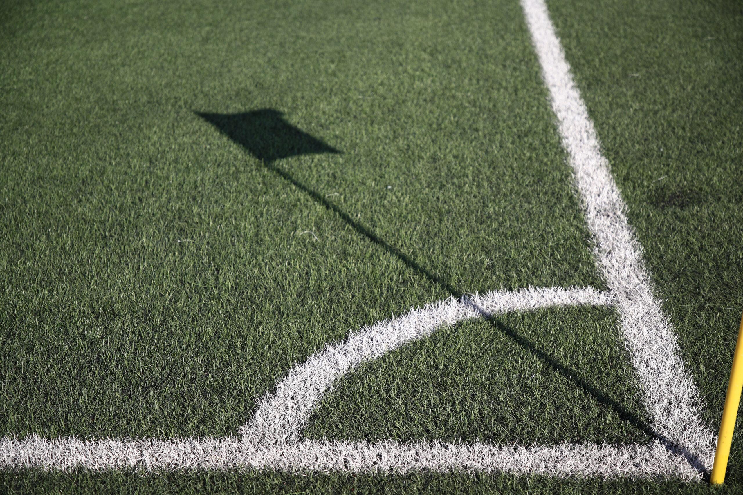 Χαλκιδική | Έκλεβε νερό από δημοτικό γήπεδο για να ποτίσει τον…μπαξέ του