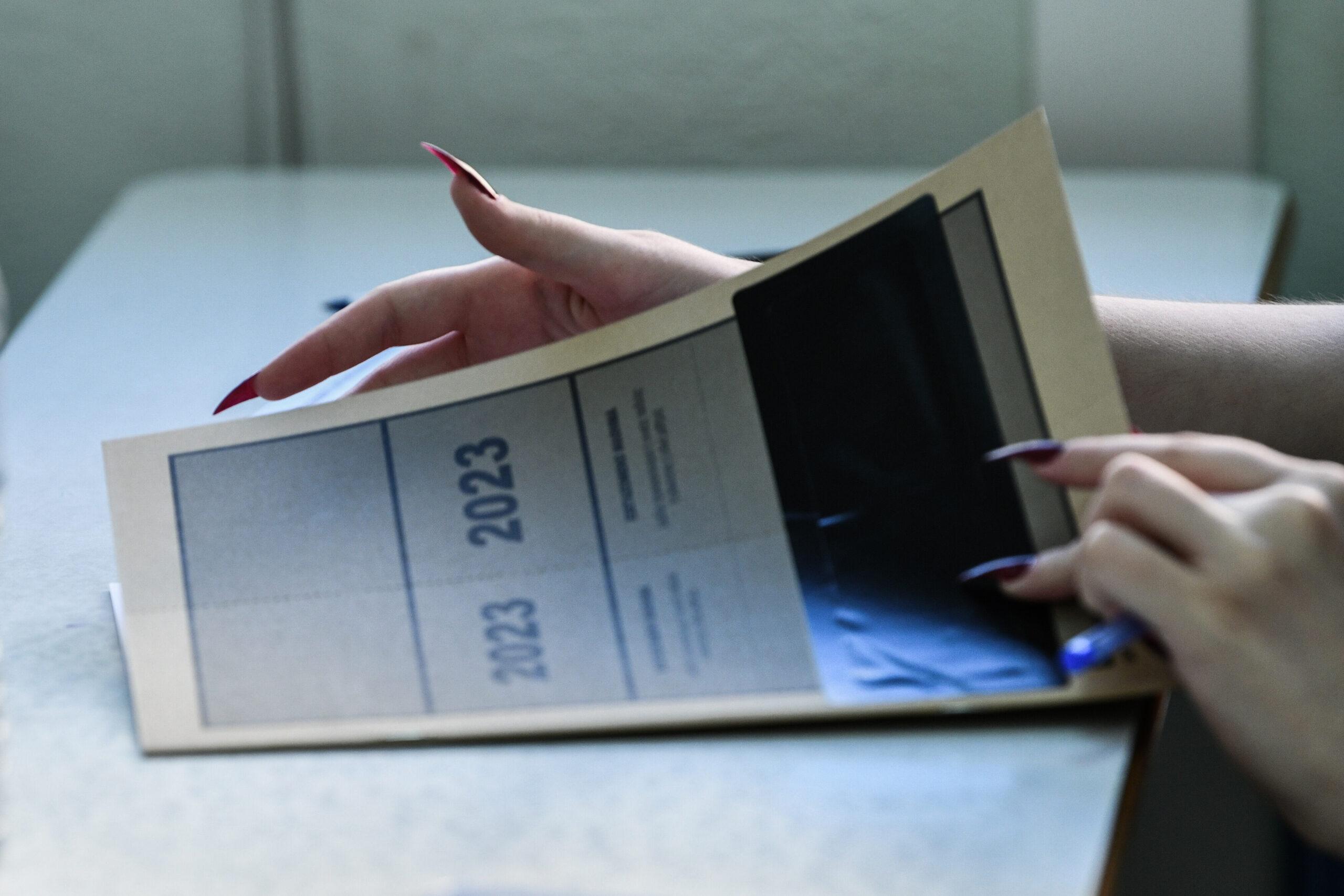 Πανελλήνιες 2023: Τα θέματα της Ιστορίας, της Φυσικής και της Οικονομίας