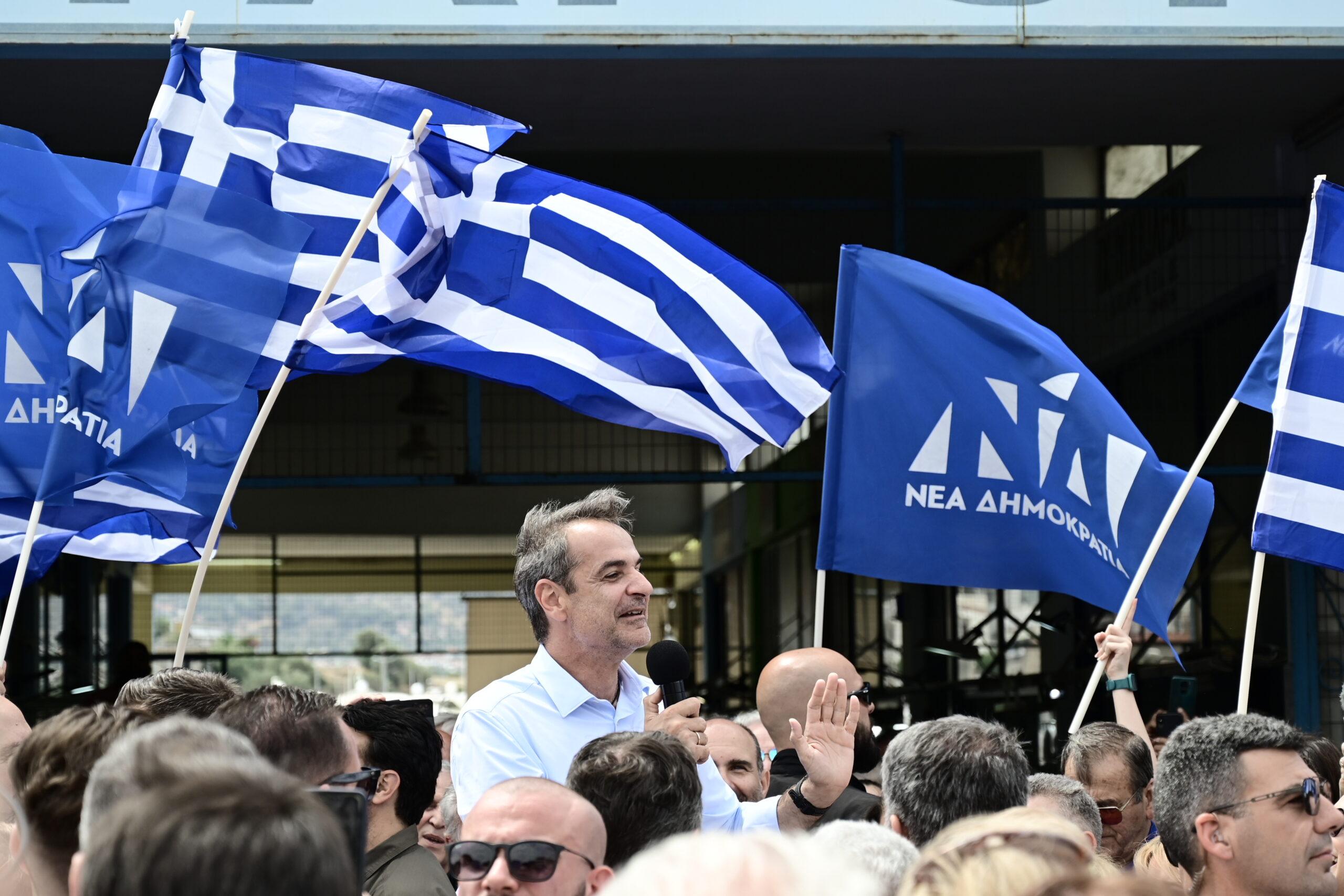 ΝΔ για τις επιθέσεις στα περίπτερα του κόμματος: «Οι φασίστες θα πάρουν την απάντηση που τους αξίζει στις προσεχείς εκλογές»