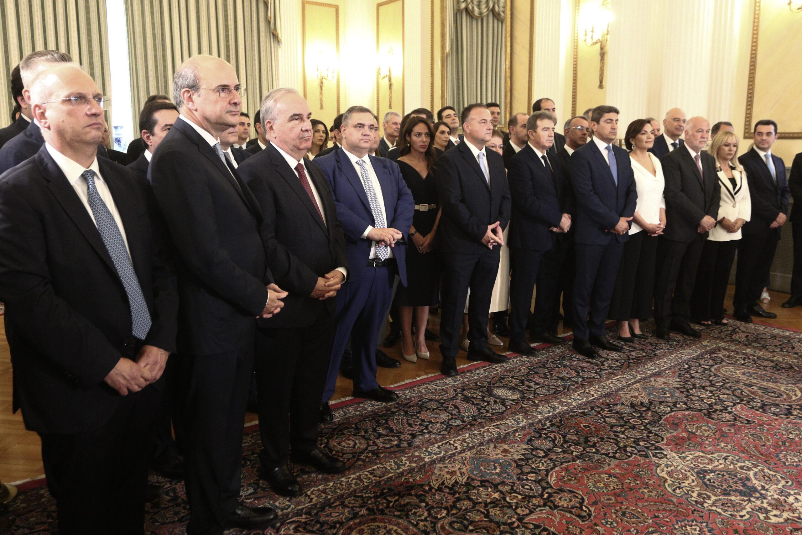 Ορκωμοσία νέας κυβέρνησης: Με πολιτικό όρκο ορκίστηκε ο Πάνος Τσακλόγλου