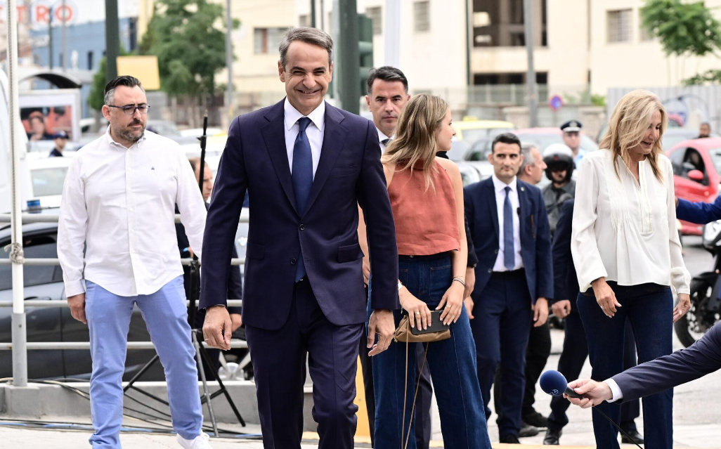 Στα γραφεία της ΝΔ στην Πειραιώς ο Κυριάκος Μητσοτάκης για τα αποτελέσματα