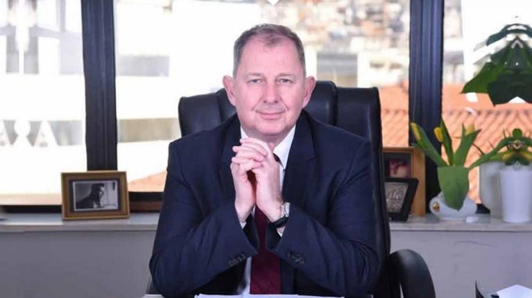 Επίθεση Πάπουτσα σε Σαρακιώτη: «Υποκρισία να λυσσομανάς κατά των funds και ο αδελφός σου να κάνει πλειστηριασμούς»