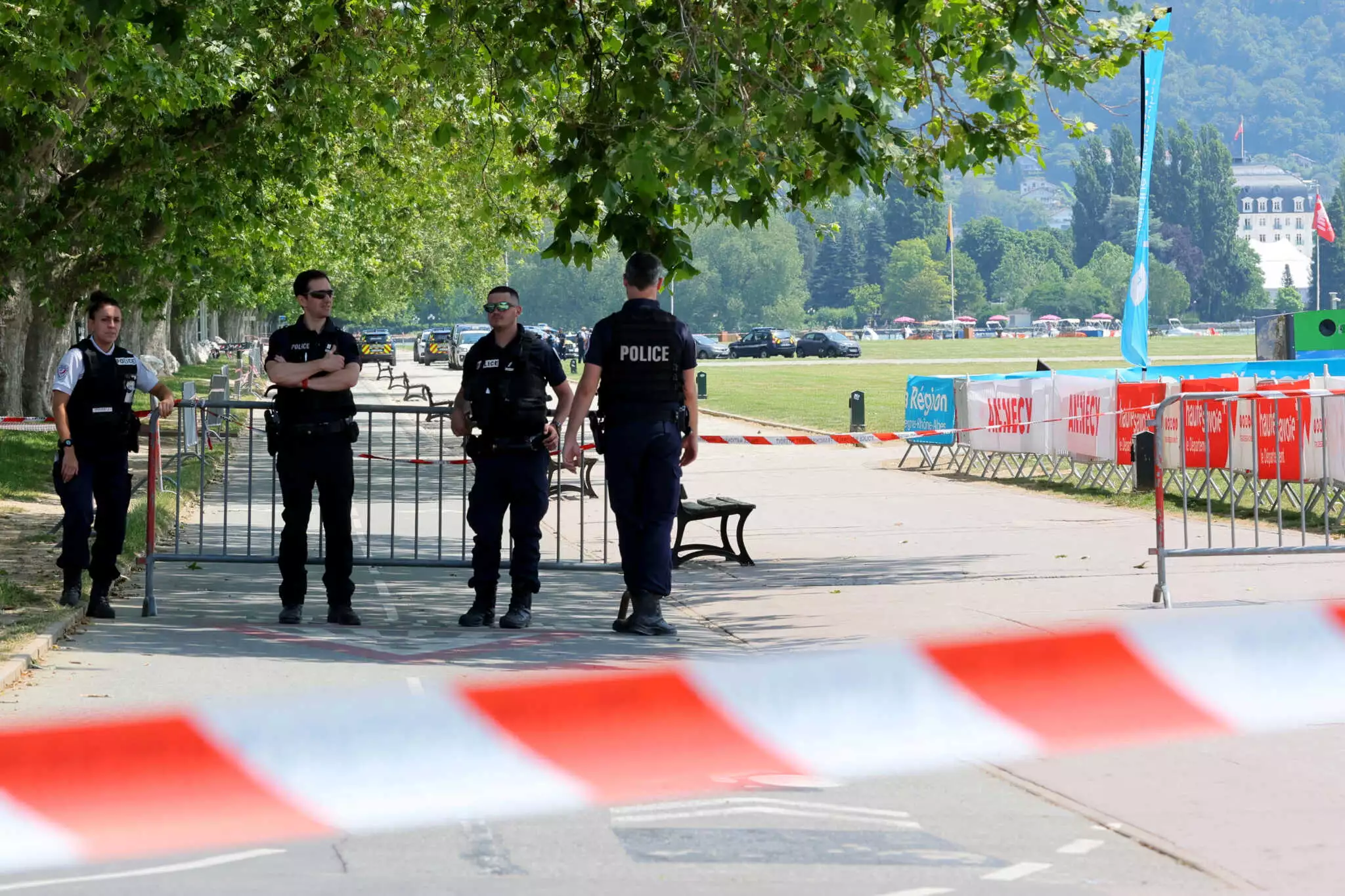 Γαλλία: Βίντεο πρώην ποδοσφαιριστή του Ατρομήτου με την επίθεση στην παιδική χαρά στην Ανεσί