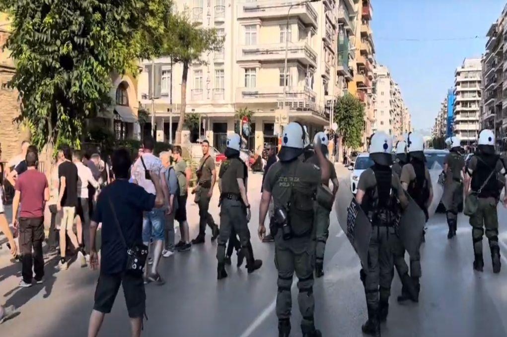 Θεσσαλονίκη: Ένταση μεταξύ διαδηλωτών στη διαμαρτυρία για το ναυάγιο στη Πύλο