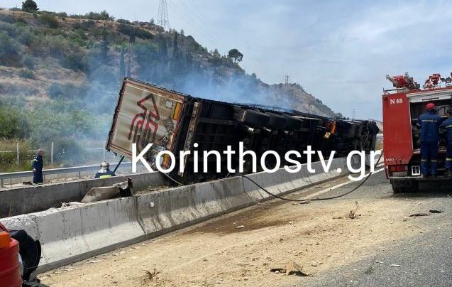 Νταλίκα πήρε φωτιά επί της Εθνικής Πατρών – Κορίνθου