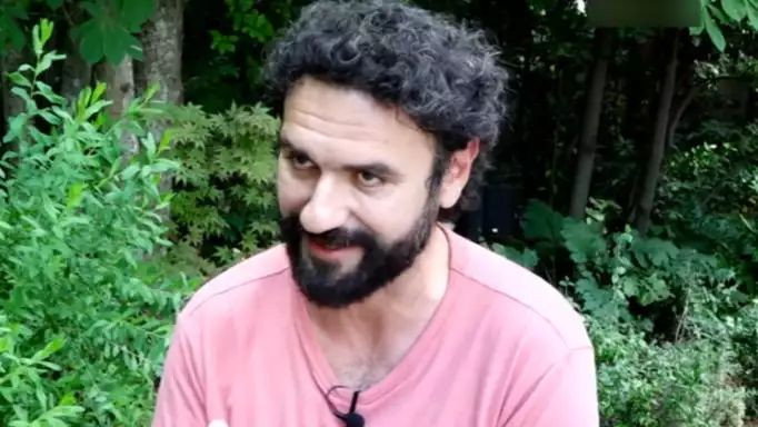 Μελέτης Ηλίας: «Είναι αφοπλιστική η ειλικρίνεια που έχει η απάντηση… δεν περνάς χρόνο μαζί μου»