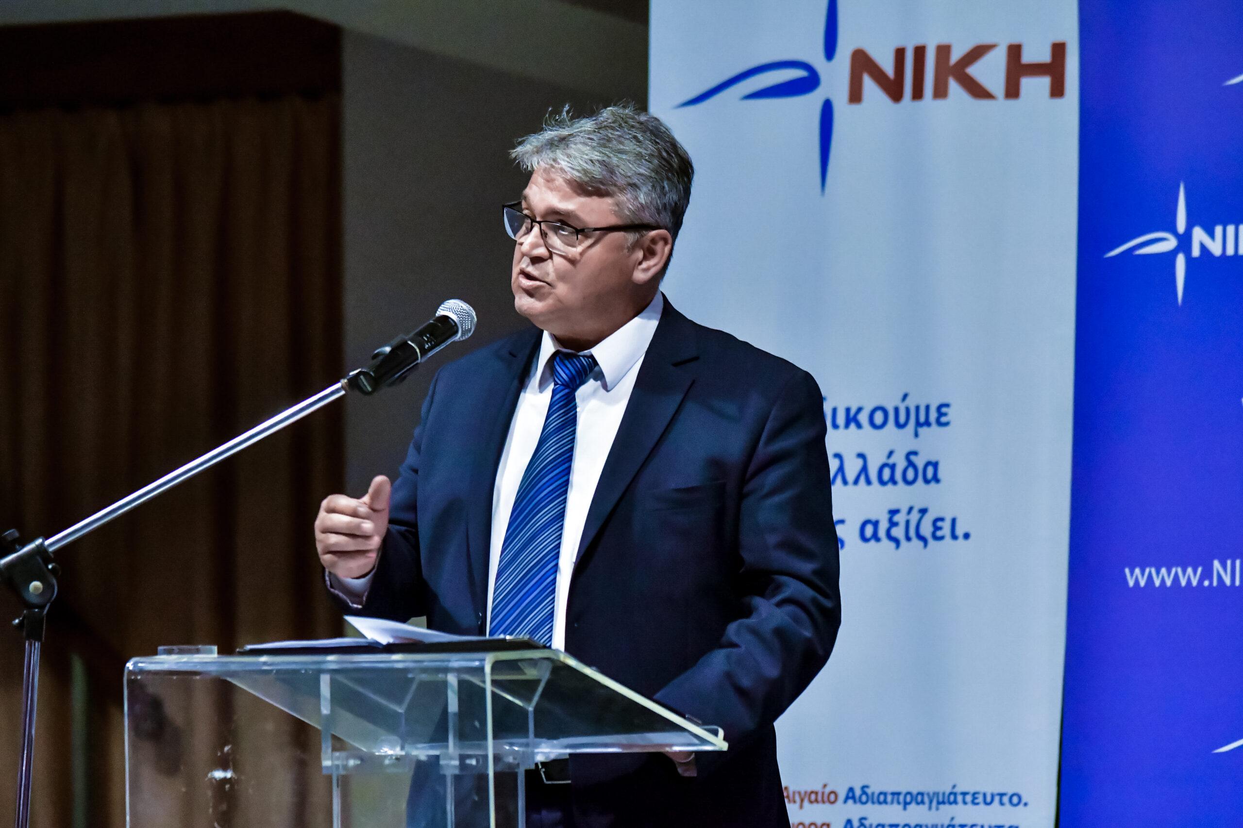 Δ. Νατσιός: «Να μπει στο σχολείο η αγωγή της αγνότητας»