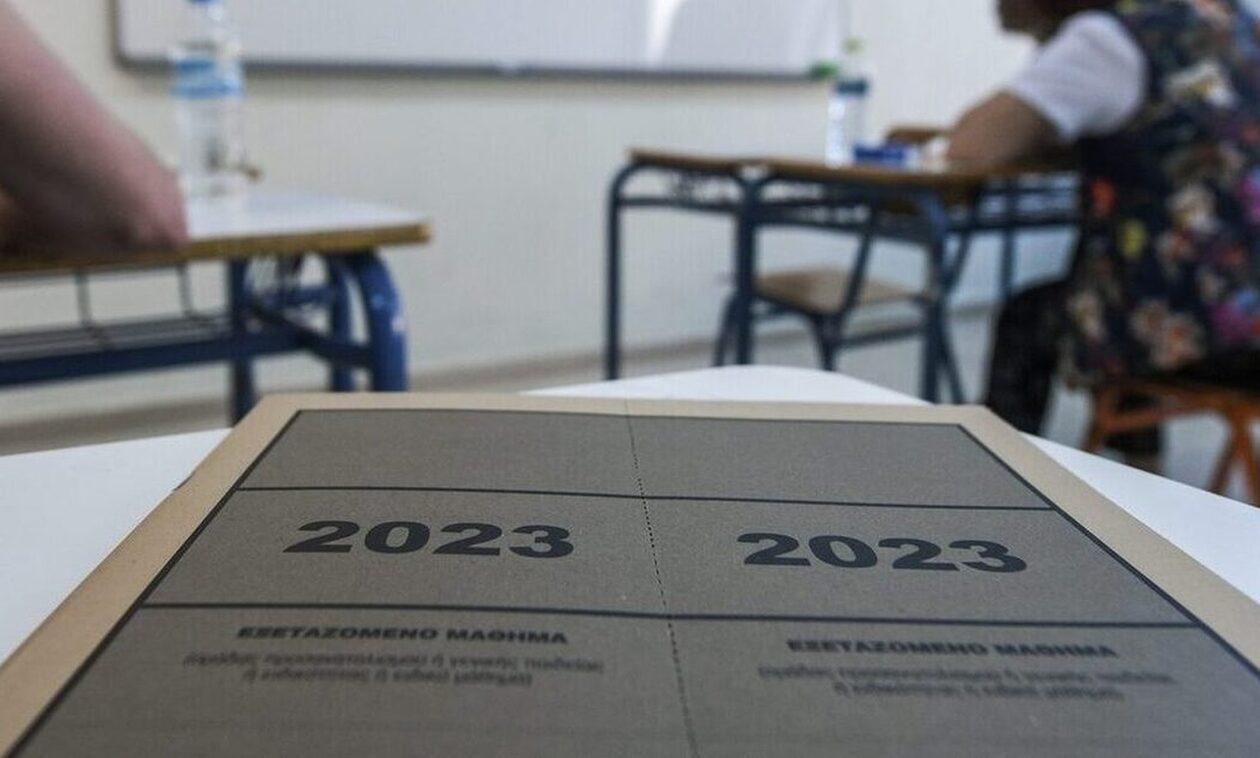 Πανελλήνιες 2023: Πότε ανακοινώνονται οι βαθμολογίες – Με SMS θα ενημερωθούν οι υποψήφιοι