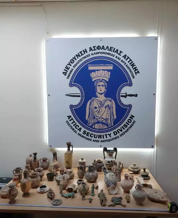 Πάρνηθα: Αρχαία βρέθηκαν κρυμμένα μέσα στο δάσος