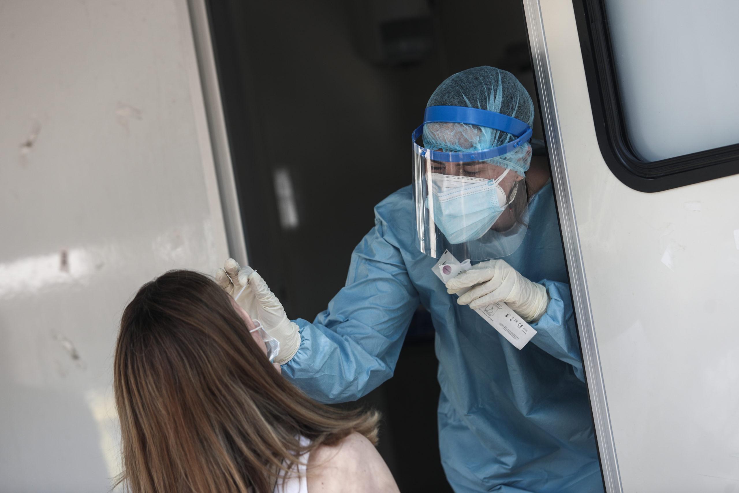 ΕΟΔΥ (18/6): Τα 18 σημεία για δωρεάν rapid tests