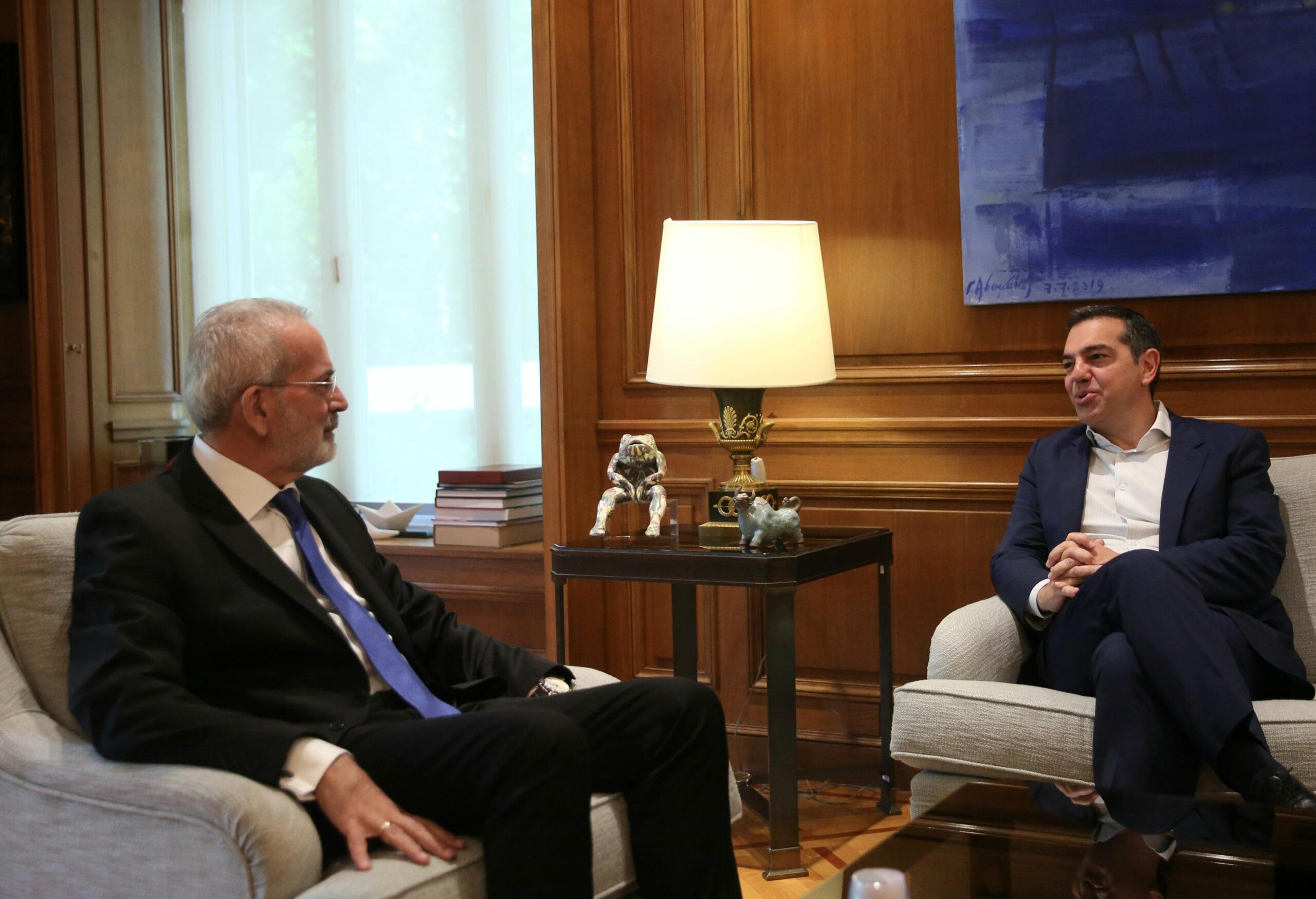 Τσίπρας σε Σαρμά μετά την κόντρα για τους μειονοτικούς βουλευτές: Δημιουργείται θεσμικό και εθνικό ζήτημα – Εργαλειοποιείται η ΕΥΠ