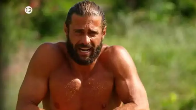Survivor: «Για άλλον λόγο κάνεις παρέα με τον Μπάρτζη, Κωνσταντίνε μου»