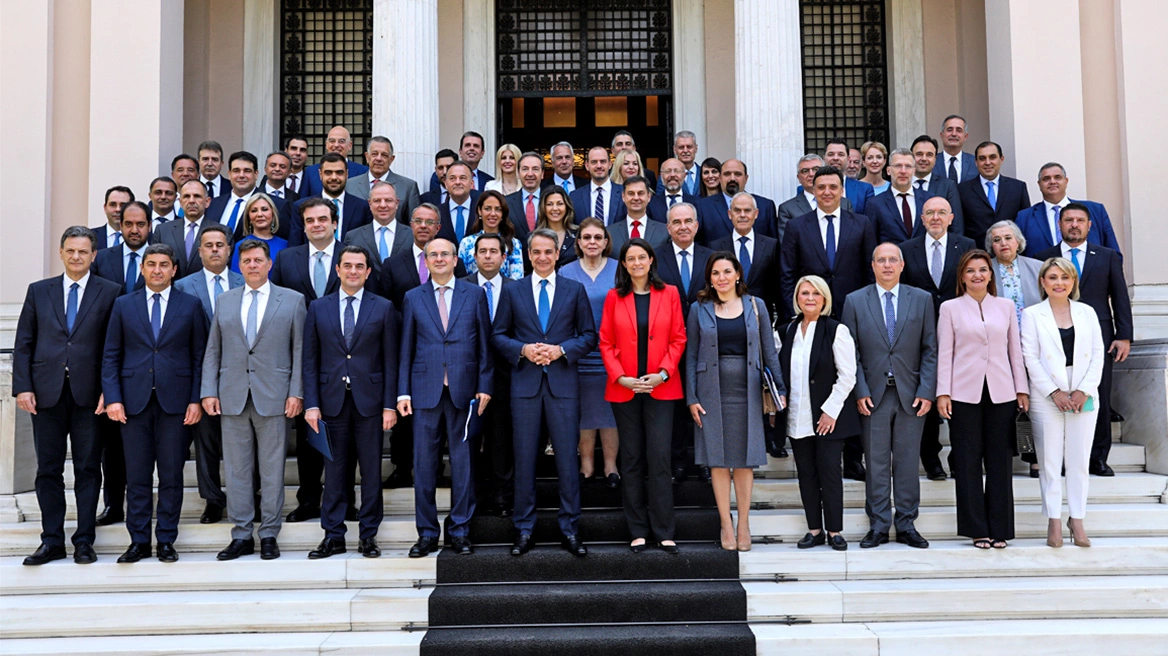 Κυριάκος Μητσοτάκης: «Καλύτεροι μισθοί, καλύτερη δουλειά, καλύτερο κράτος, καλύτερη ζωή σε μια ισχυρή Ελλάδα»