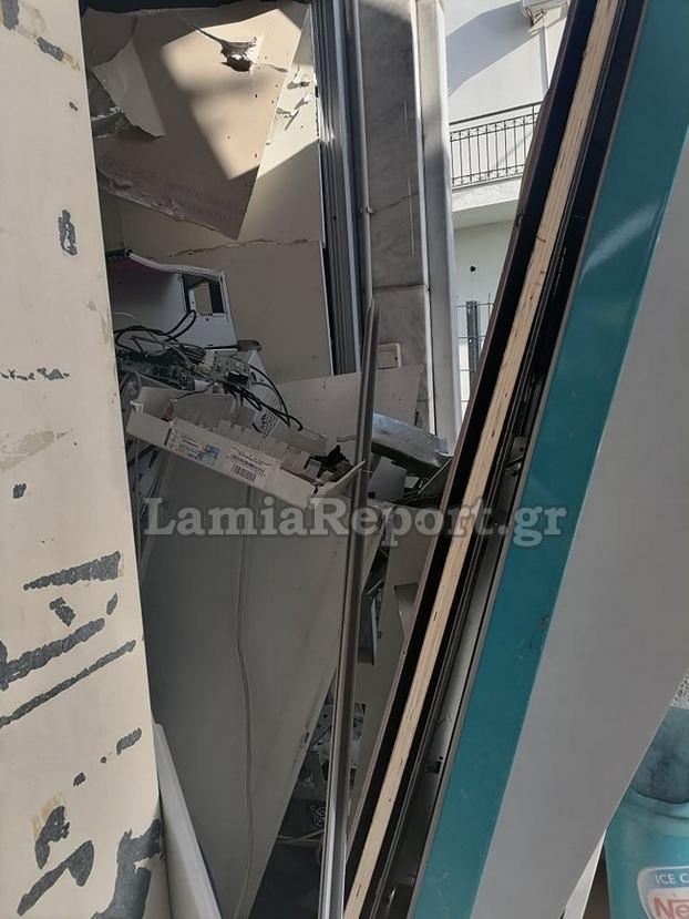 Καμένα Βούρλα: Ανατίναξαν χθες ATM που στεγαζόταν στα ΚΤΕΛ