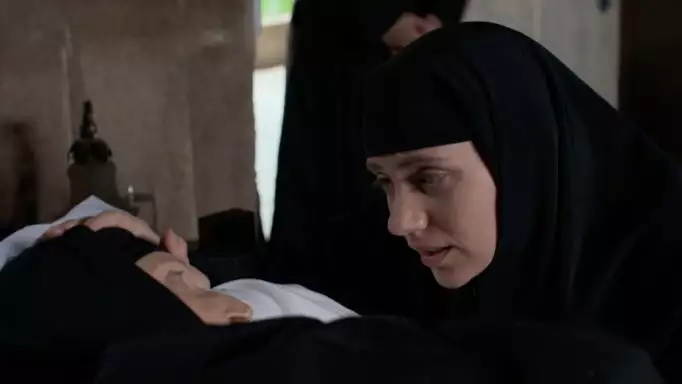 Μαύρο Ρόδο: Η Κασσιανή θέλει να απαλλαγεί από τη Φιλαρέτη