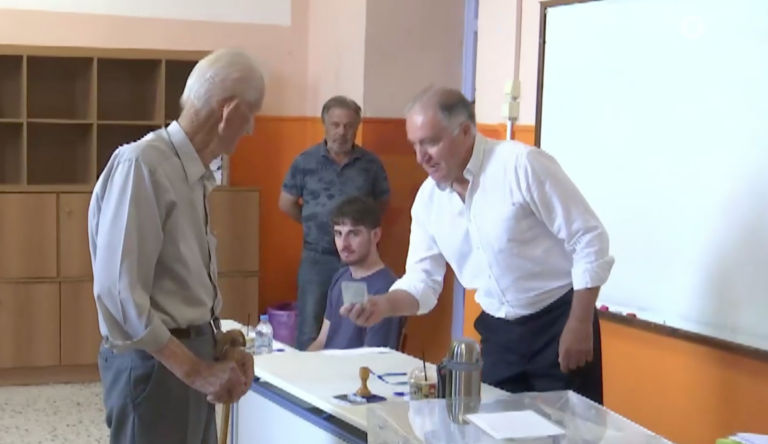 Ροδολίβος Σερρών: Η κάλπη… χρόνια δεν κοιτά – Ψηφοφόρος ετών 99!