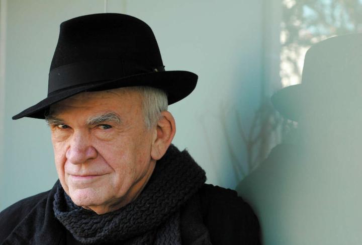 Πέθανε ο συγγραφέας Μίλαν Κούντερα