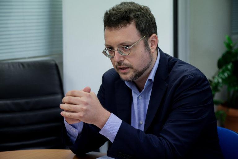 Οικονομία: Αυστηροί έλεγχοι και κυρώσεις σε επιχειρήσεις που προχωρούν σε αυξήσεις καταπατώντας τη νομοθεσία