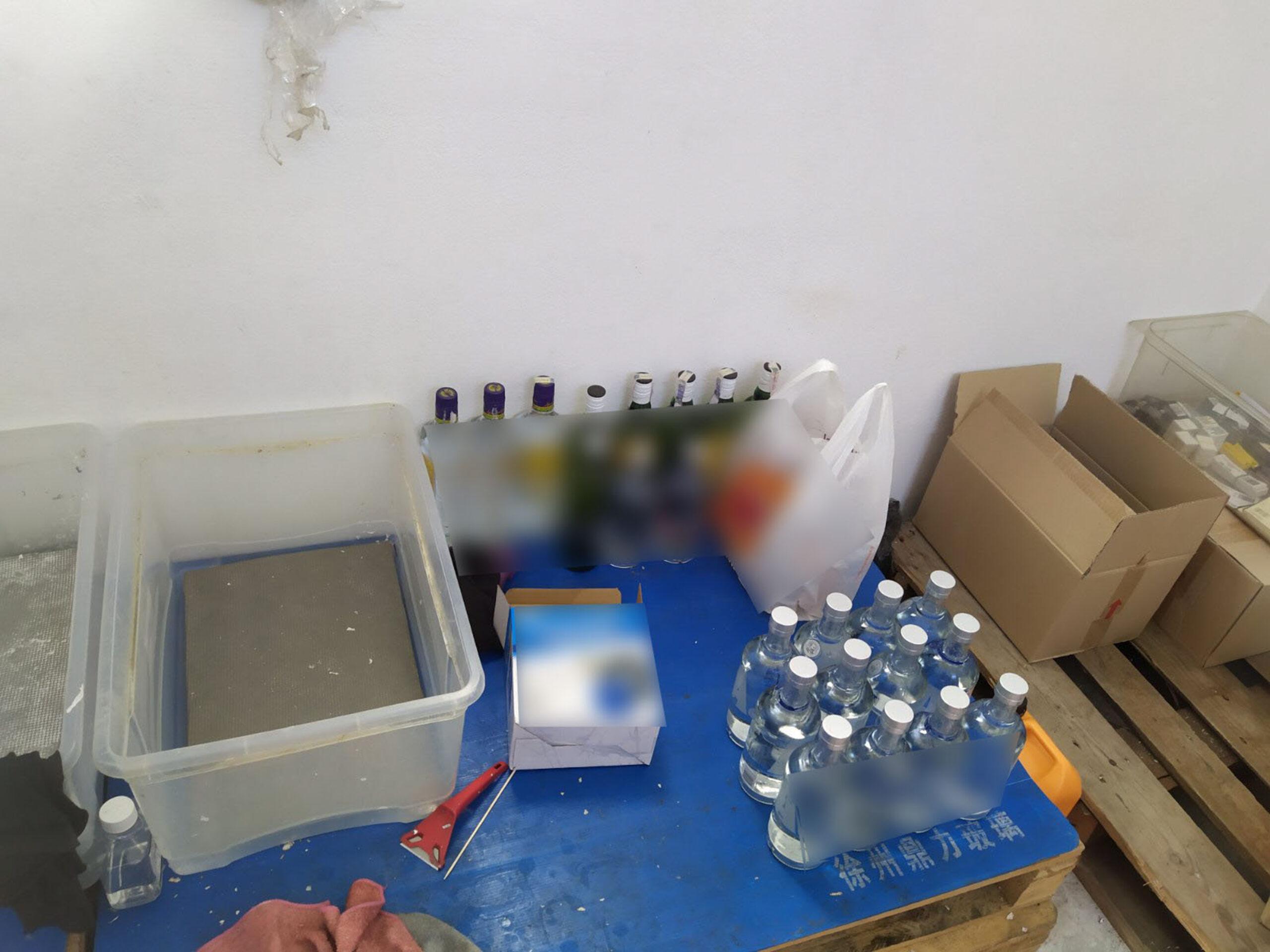 ΑΑΔΕ: Κατασχέθηκαν 21,6 τόνοι λαθραίας ουσίας – Συστατικό που χρησιμοποιείται στα ποτά «μπόμπες»