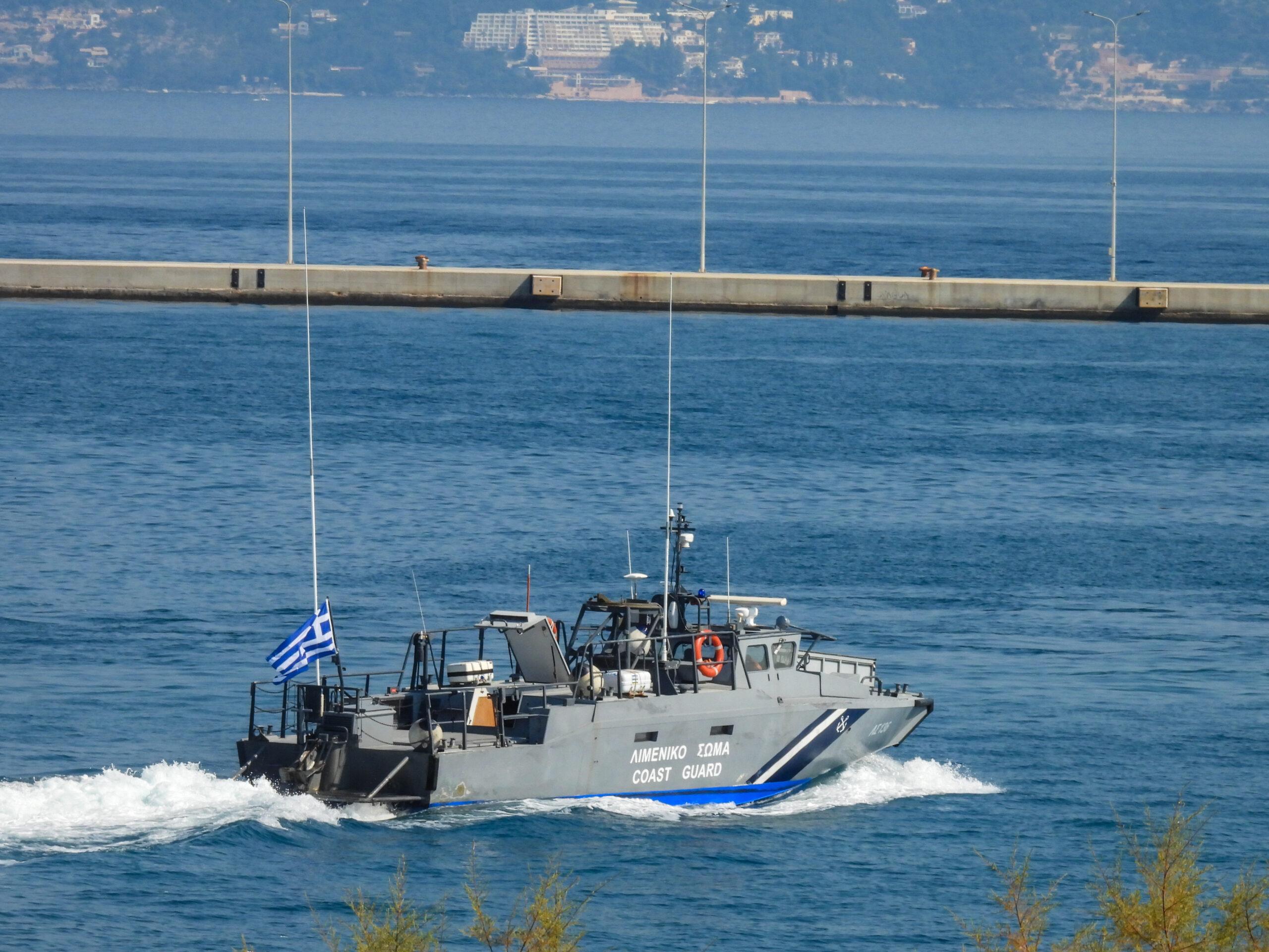 Κάρπαθος: Εντοπίστηκε σκάφος με μετανάστες κοντά στο νησί των Δωδεκανήσων