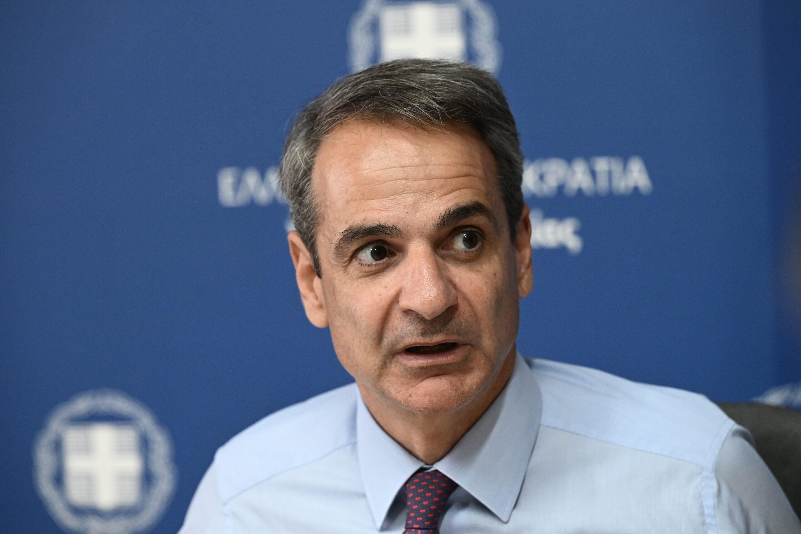 Μητσοτάκης: «Θα προχωρήσουν και στην Ελλάδα οι γάμοι των ομόφυλων ζευγαριών»