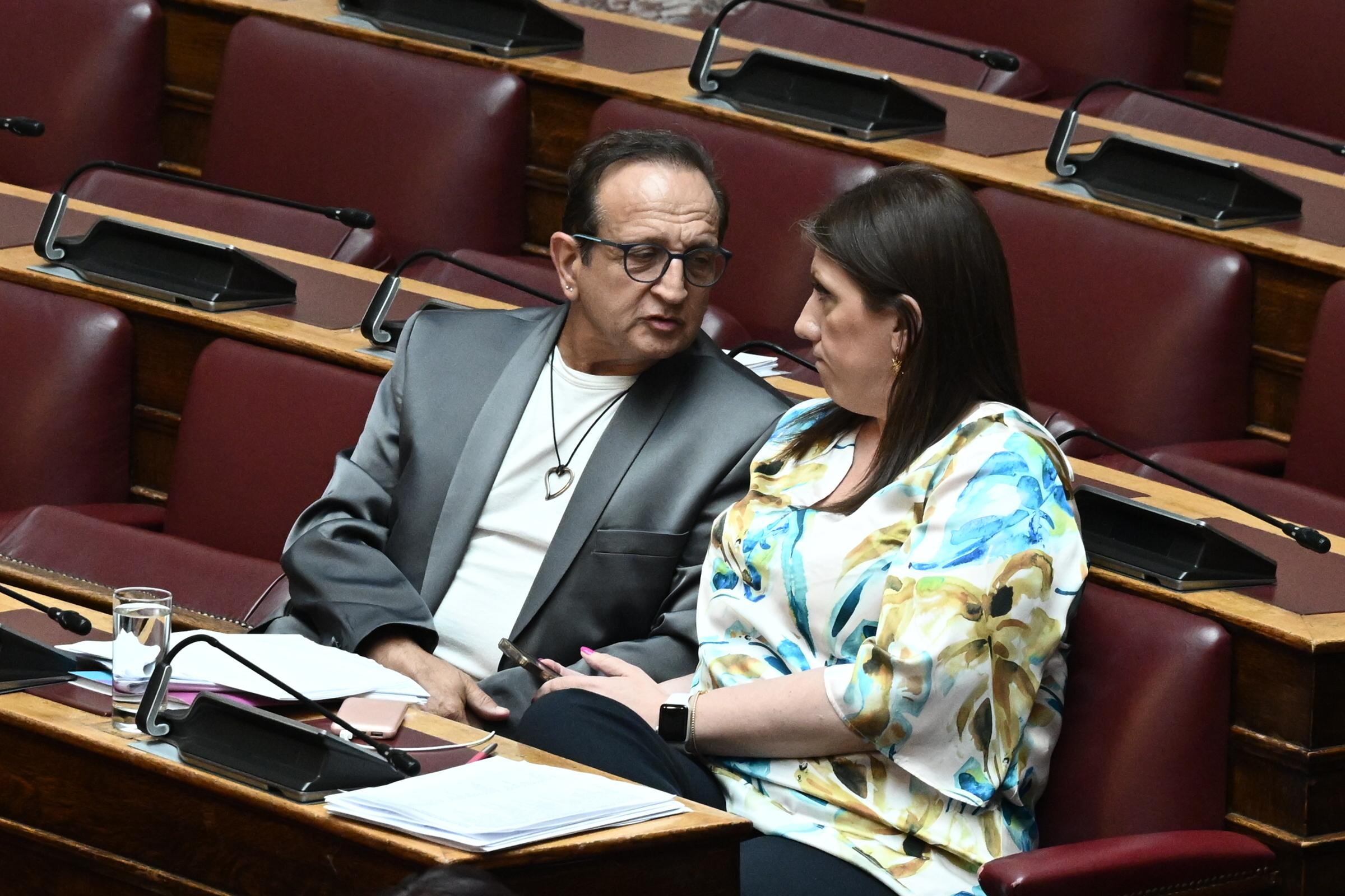Σπ. Μπιμπίλας: «Η Ζωή Κωνσταντοπούλου είναι πολύ ευχάριστη» (ΒΙΝΤΕΟ)
