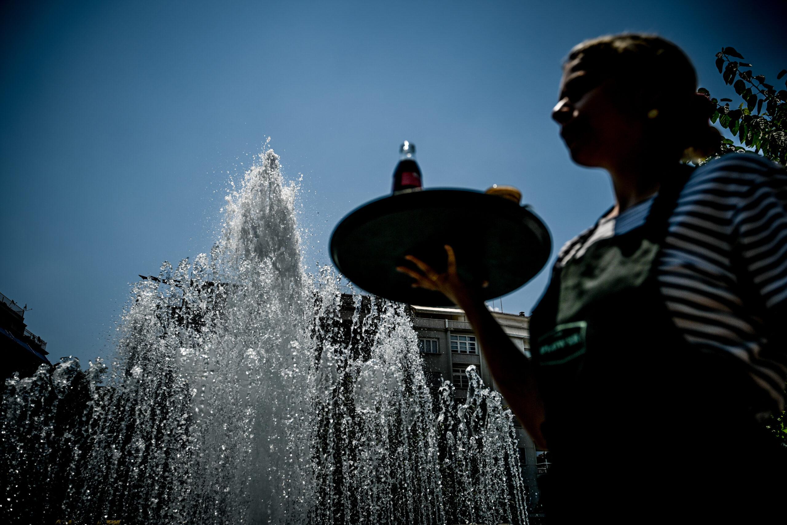 Καύσωνας Cleon: Αυτά είναι τα έκτακτα μέτρα του Υπουργείου Εργασίας – Τηλεργασία όπου είναι εφικτό