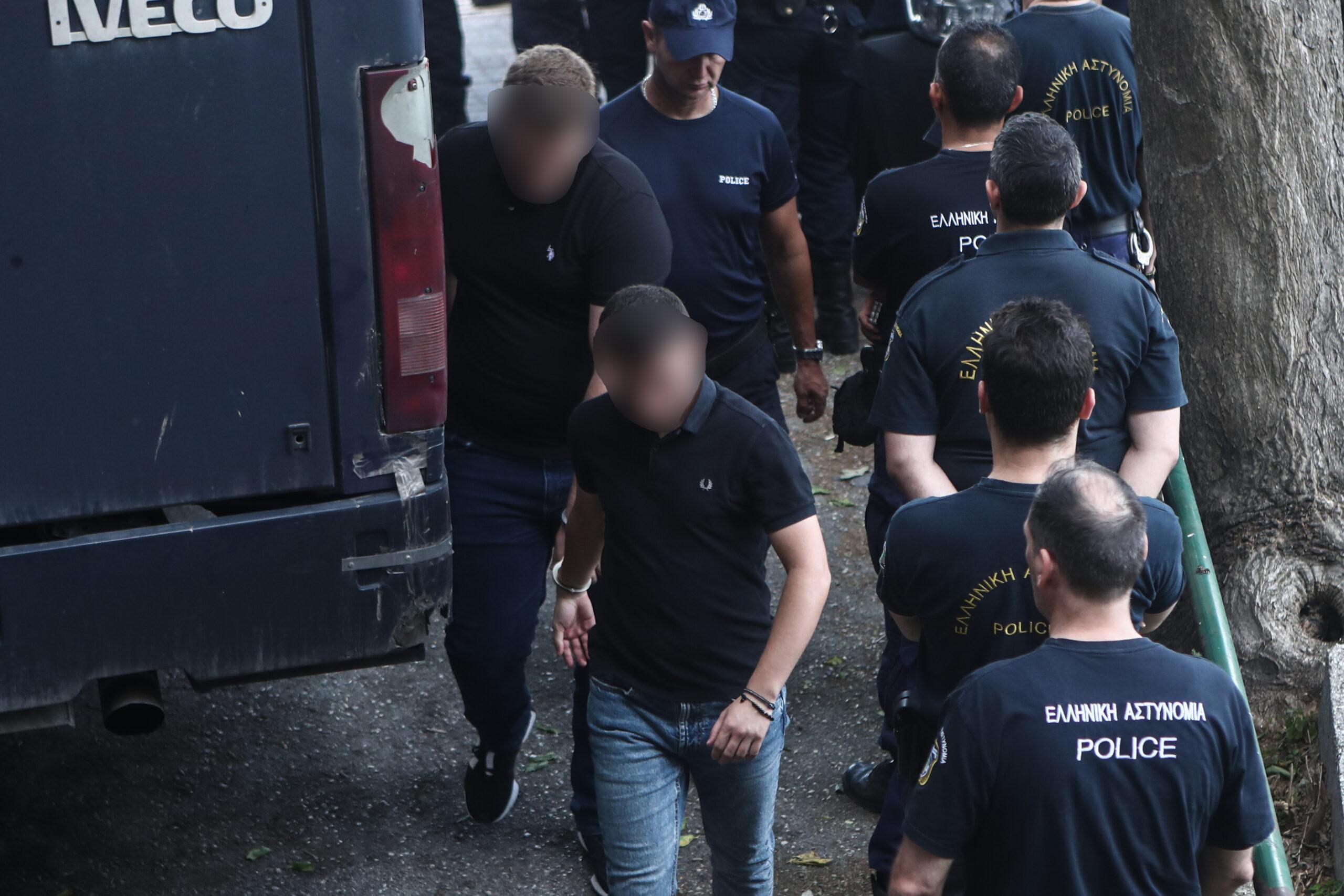 Άλκης Καμπανός: Ισόβια στους 7 από τους 12 κατηγορούμενους