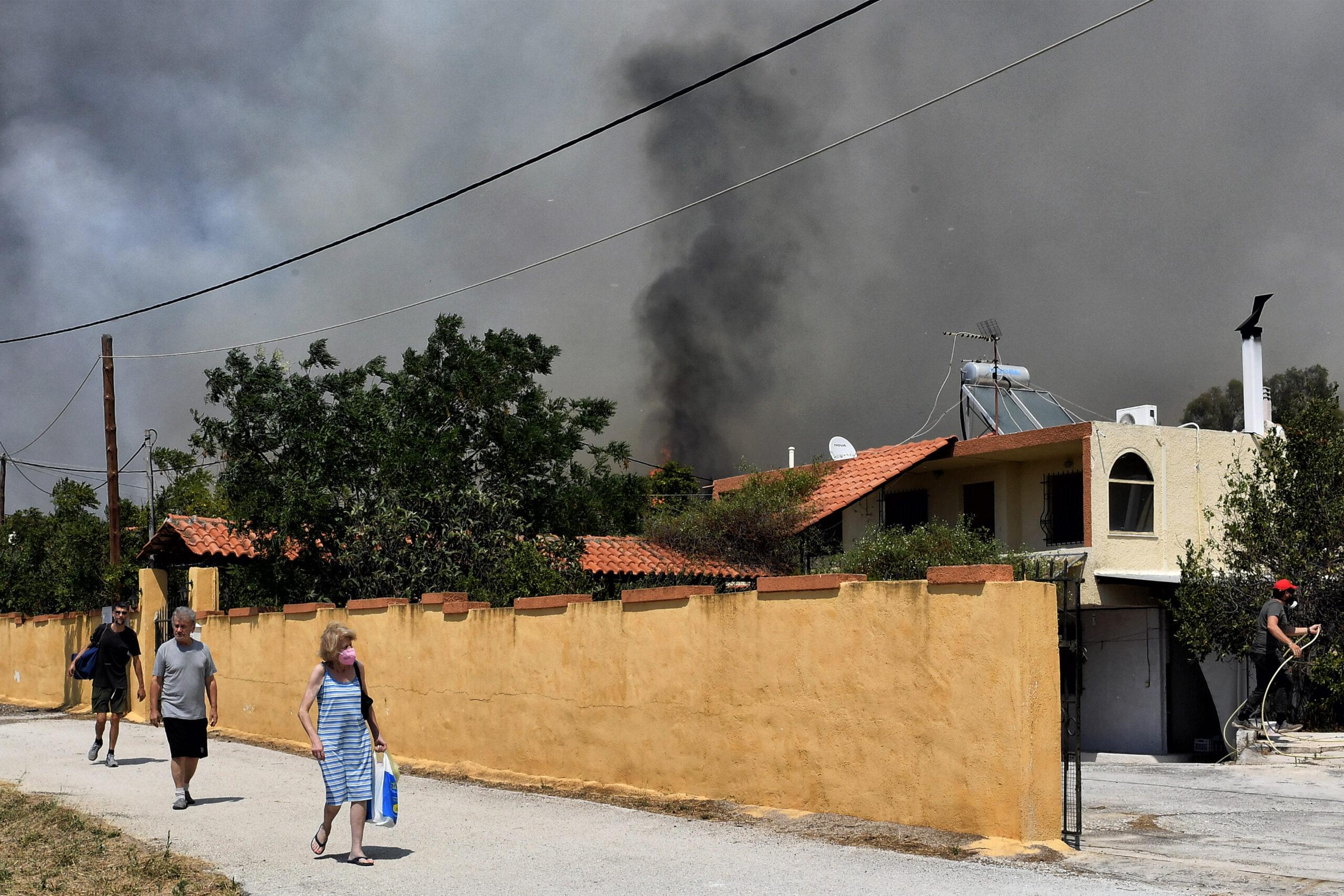 Έξαλλη η Χριστίνα Βραχάλη για την διαχείριση της πυρκαγιάς – «Μπάστ@ρδοι»