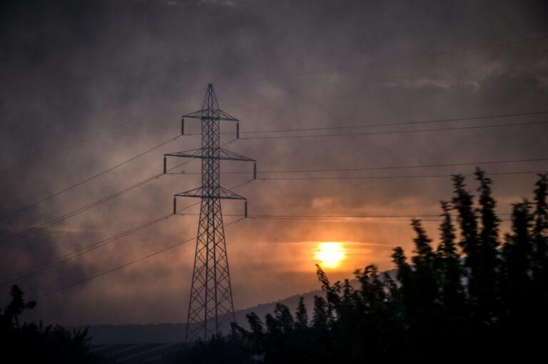 Βόλος: Αναστέλλονται οι πληρωμές προς τον δήμο λόγω των πυρκαγιών