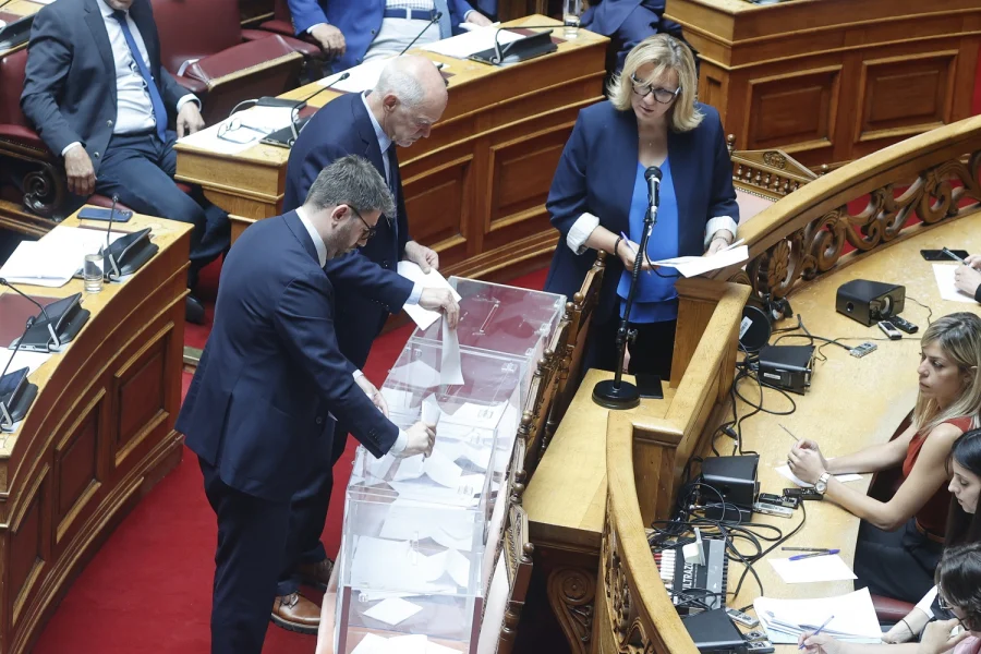 Αυτοί είναι οι αντιπρόεδροι της νέας Βουλής