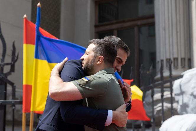 Πόλεμος Ουκρανία: Στο Κιέβο ο Ισπανός πρωθυπουργός Σάντσεθ
