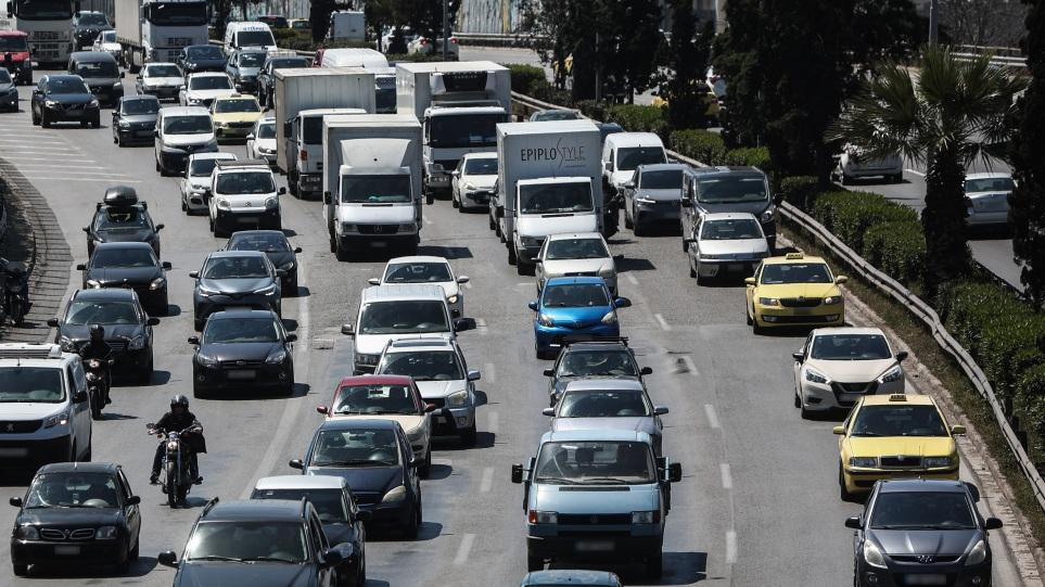 Αττική: Μπλοκαρισμένος πάλι ο Κηφισός – Στο κόκκινο οι δρόμοι
