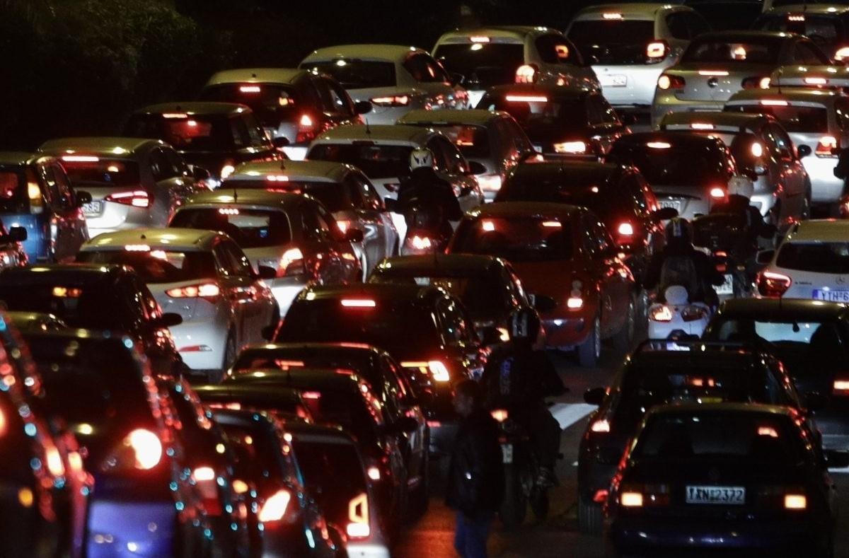Θεσσαλονίκη: Μεγάλη κίνηση στους δρόμους επιστροφής από Χαλκιδική