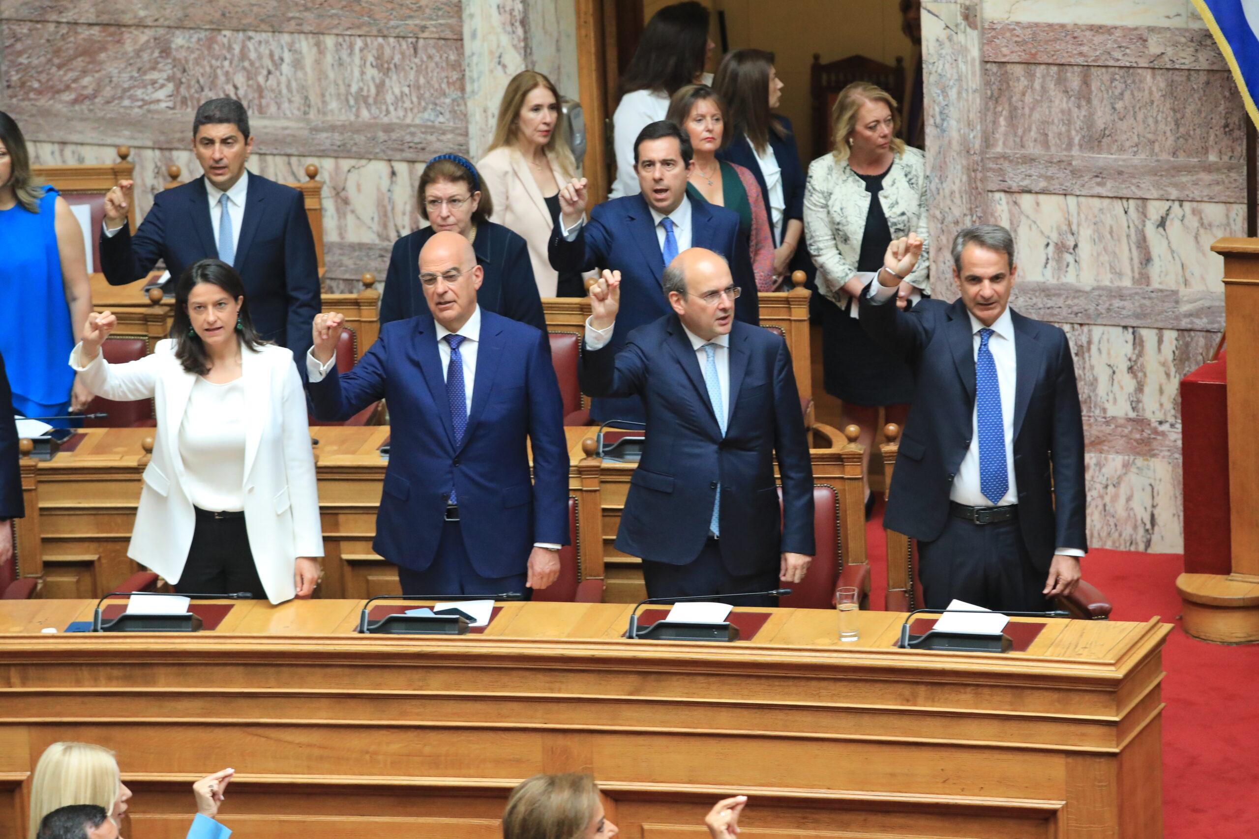 Συσκέψεις Μητσοτάκη με Πιερρακάκη και Γεωργιάδη