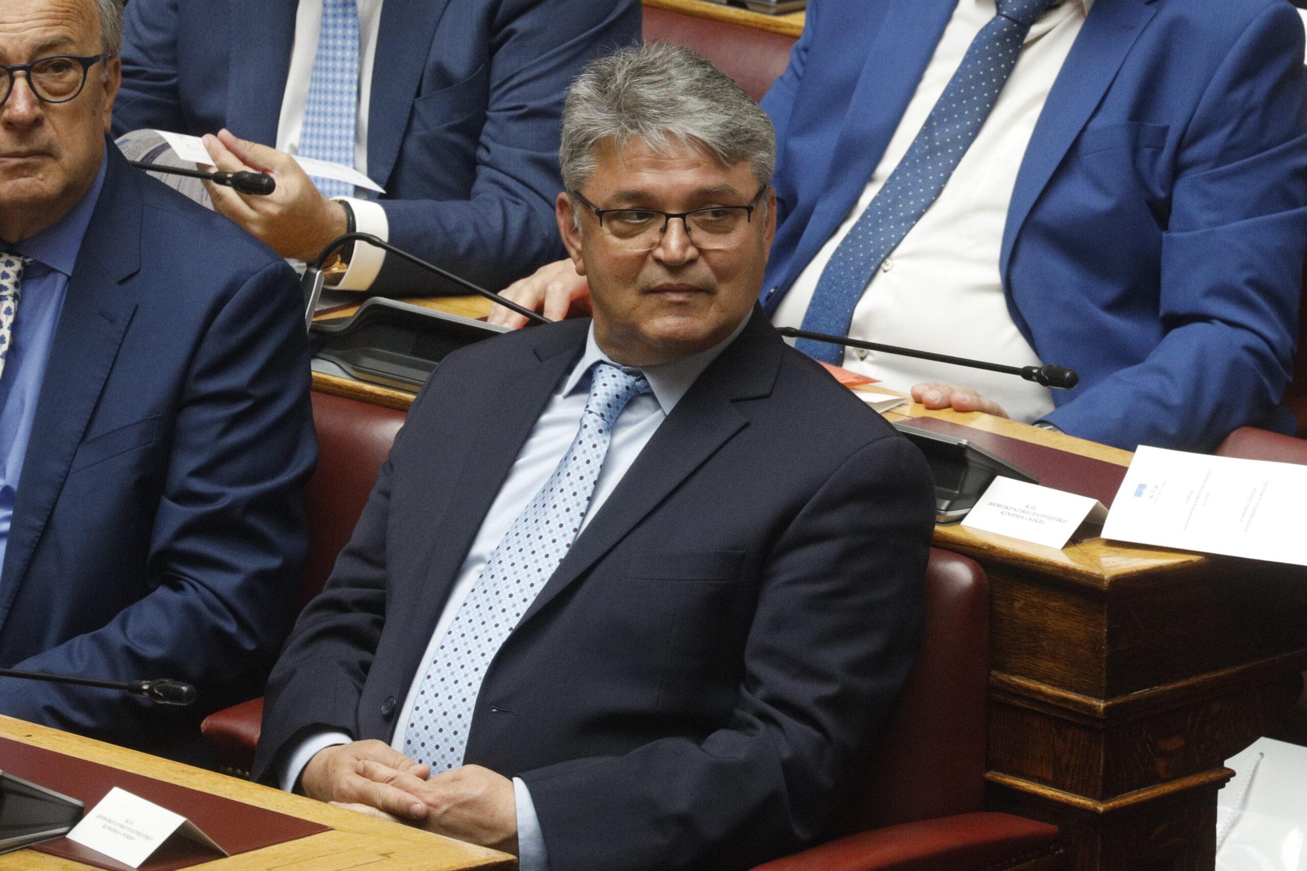 Δημήτρης Νατσιός: Να γίνεται αγωγή της αγνότητας στα σχολεία – Τι είπε για το «δικαίωμα αγέννητου παιδιού» (vid)