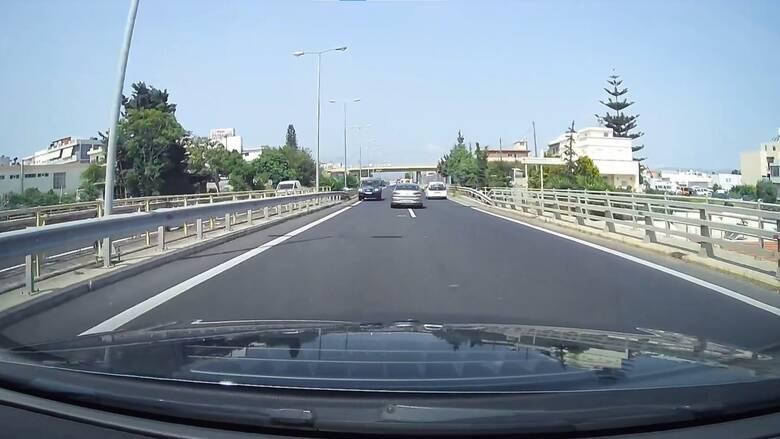 Κρήτη: Οδηγός πήγαινε ανάποδα στην εθνική οδό