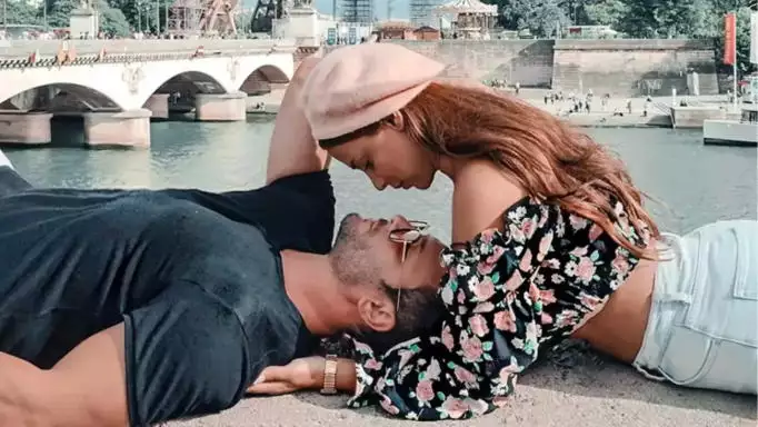 Ευθύμης Ζησάκης – Χρύσα Παπαλελούδη: Προσεχώς γάμος στην Αθηναΐκή Ριβιέρα