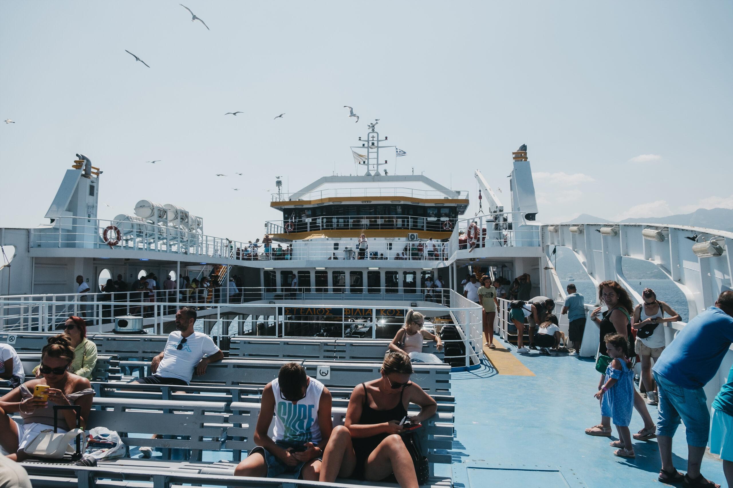 Μηχανική βλάβη σε επιβατικό πλοίο του δρομολγίου Πάρος-Μύκονος