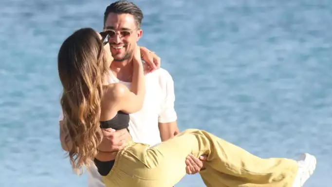 Σάκης Κατσούλης: Οι τρυφερές ευχές στη Μαριαλένα Ρουμελιώτη για τη γιορτή της